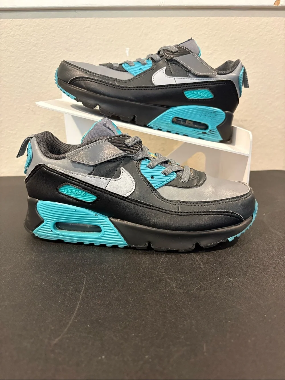 Nike Air Max 90 Easyon Black Grey Teal IH1417-027 Youth Size 2.5Y Fast Shipping